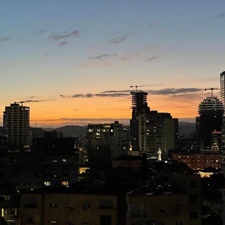 New Bazaar, Grand Apartment 地拉那 外观 照片