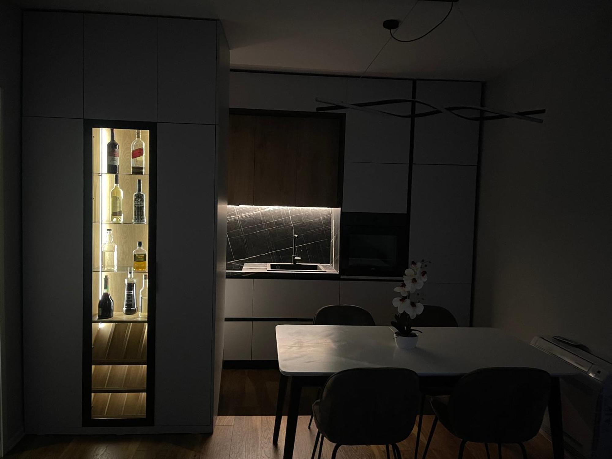 New Bazaar, Grand Apartment 地拉那 外观 照片