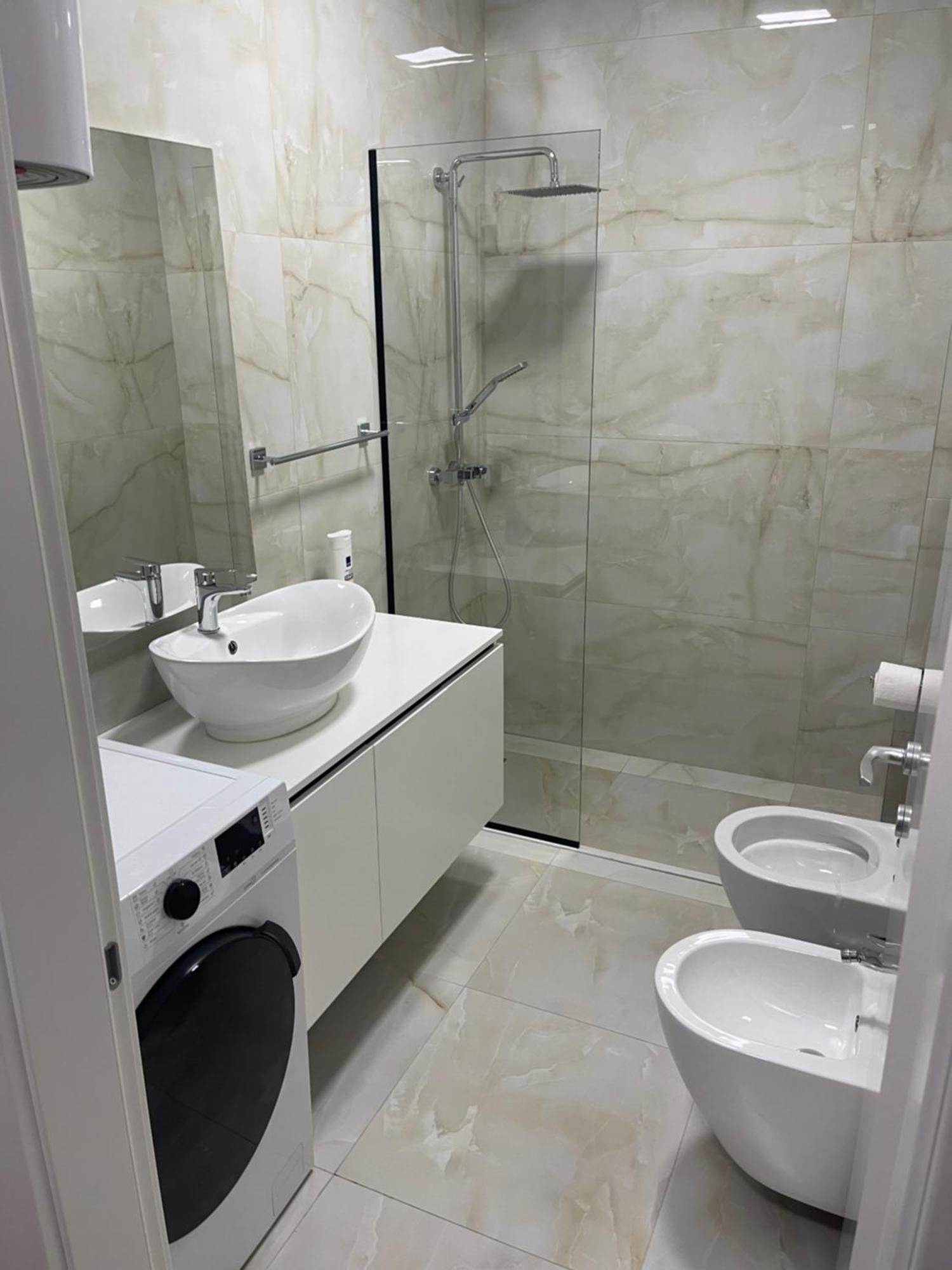 New Bazaar, Grand Apartment 地拉那 外观 照片